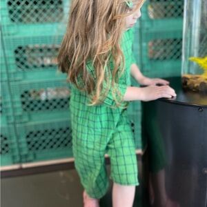 Amae co. Green plaid jumper size 4-5